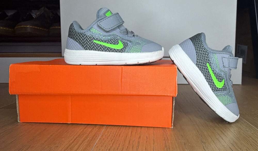 Nike Revolution 3 (TDV) Toddler Shoes Cool Grey/Volt Green 819415-002